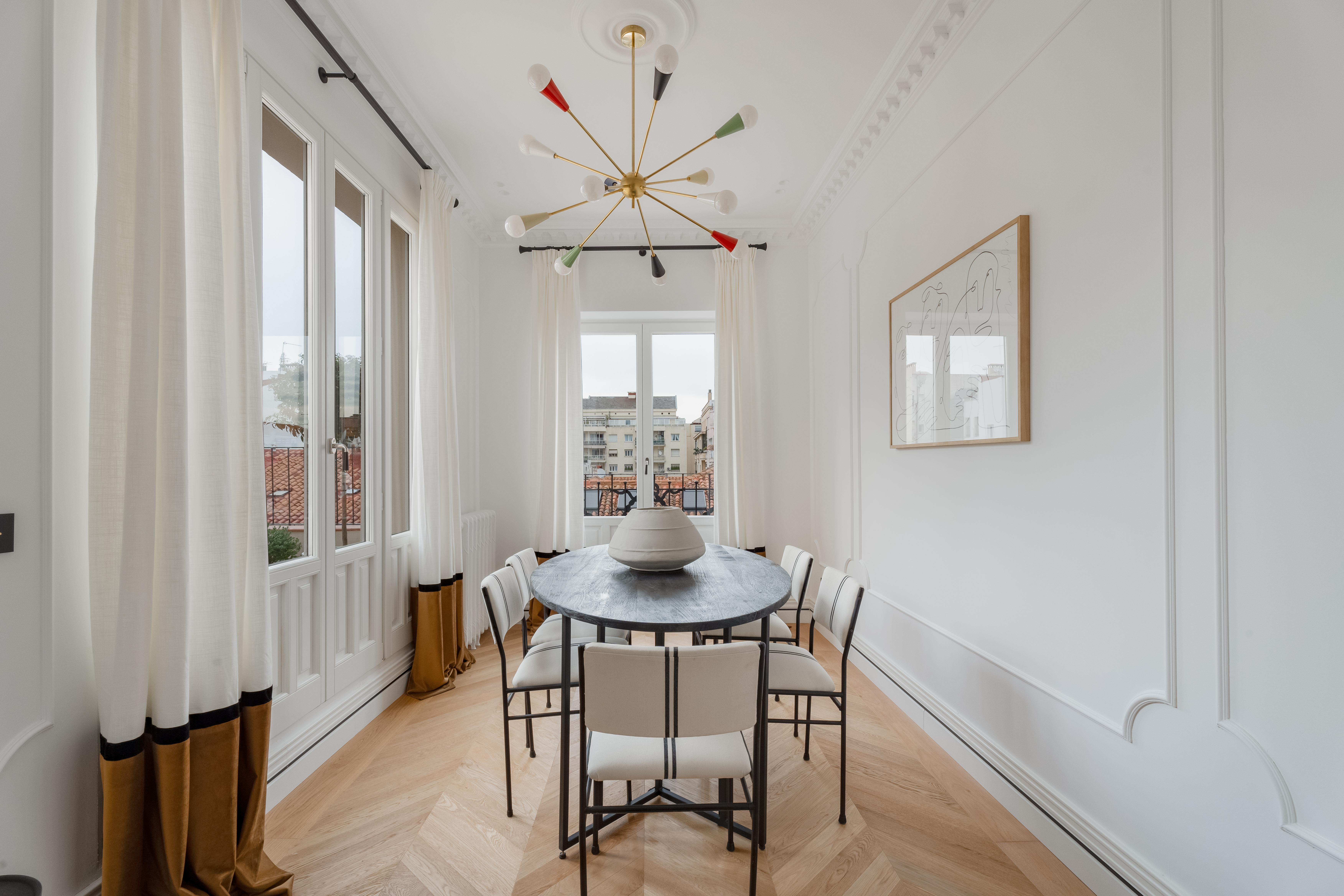 Bonito ático reformado en Recoletos